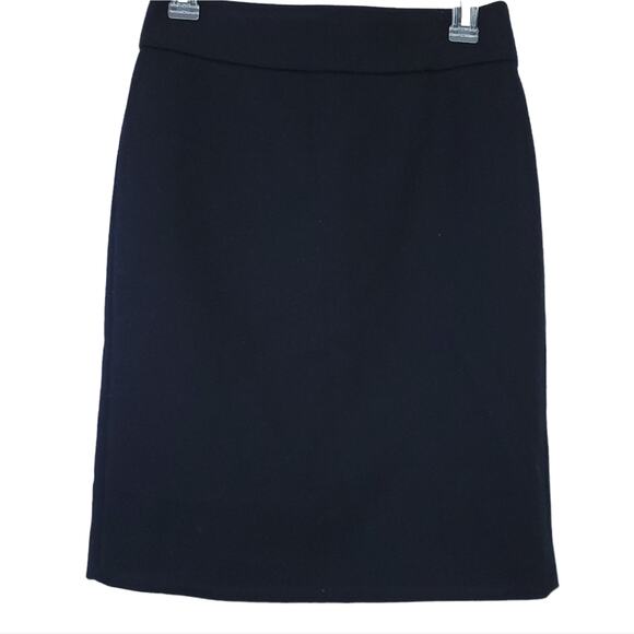 J. Crew 100% Wool Black Pencil Skirt Size 0, Career Skirt, Straight, Zip Back - Picture 1 of 3